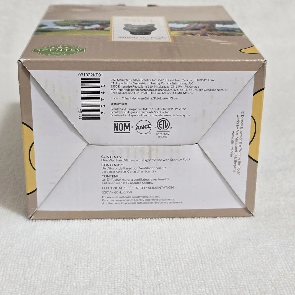 Scentsy Disney Winnie the Pooh‎ Wall Fan Diffuser New in Box with Light